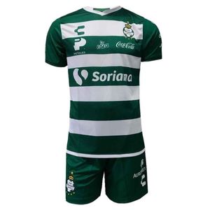 Conjunto Deportivo Charly Santos Hombre kit 5060075